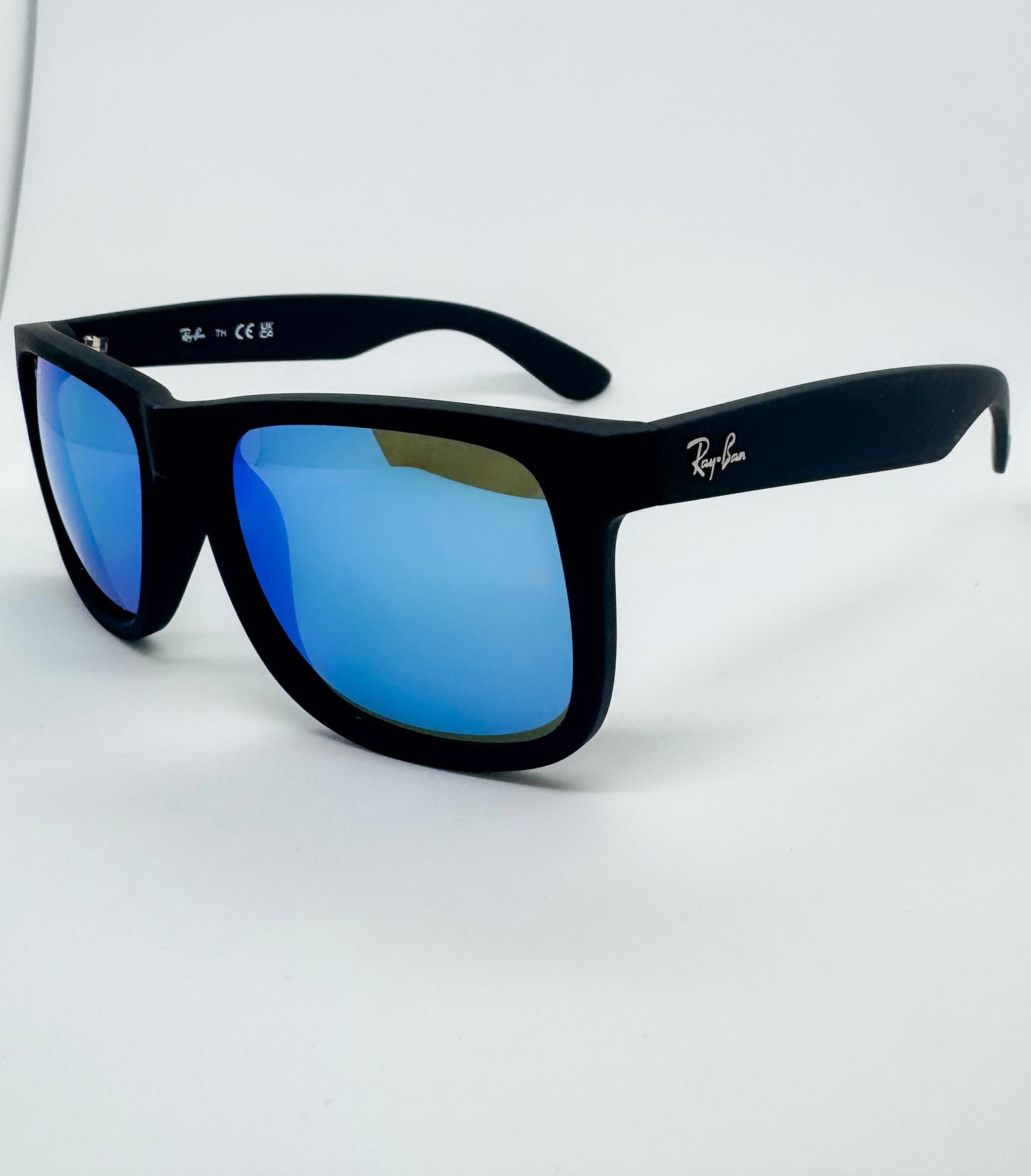 RAYBAN
