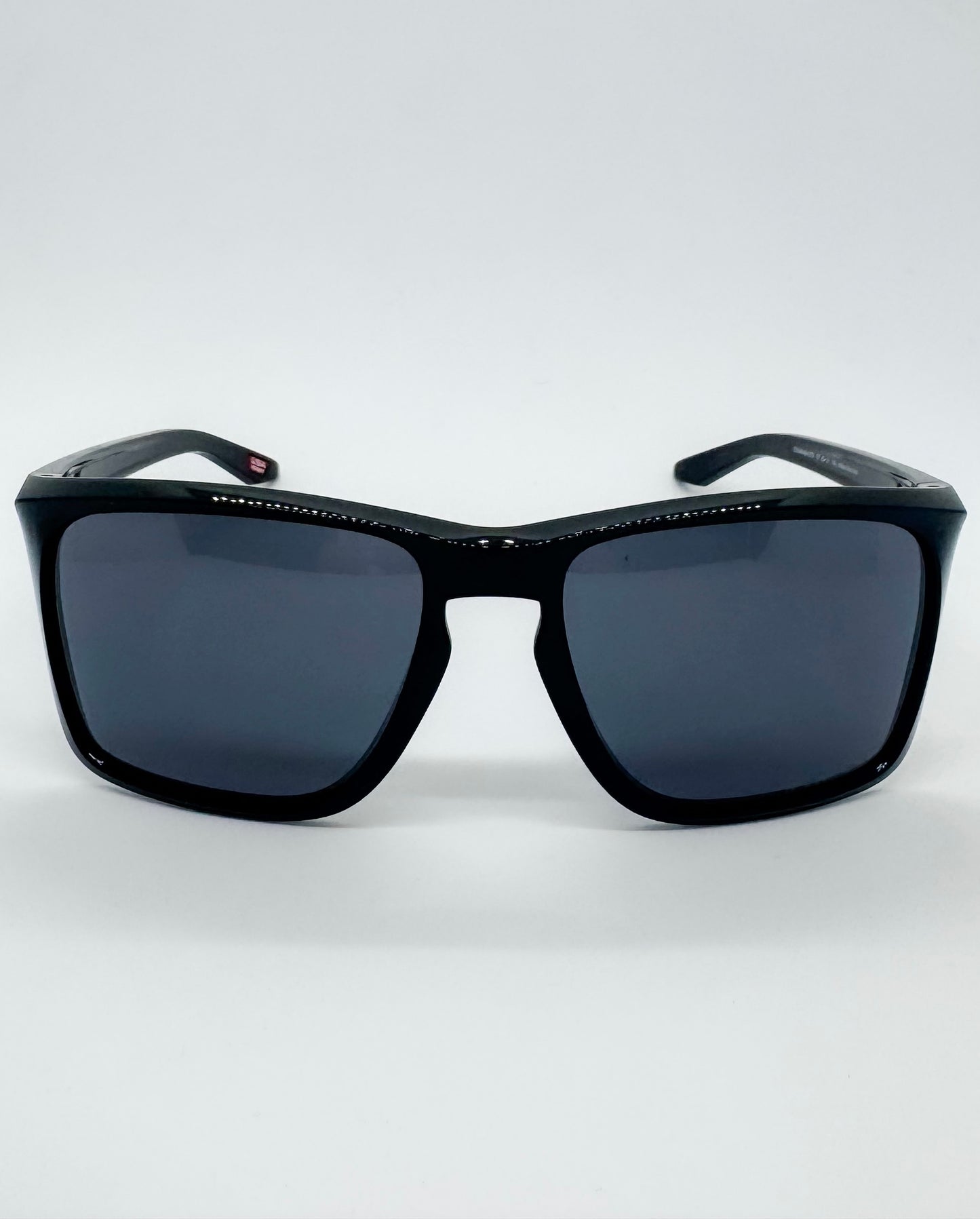 OAKLEY