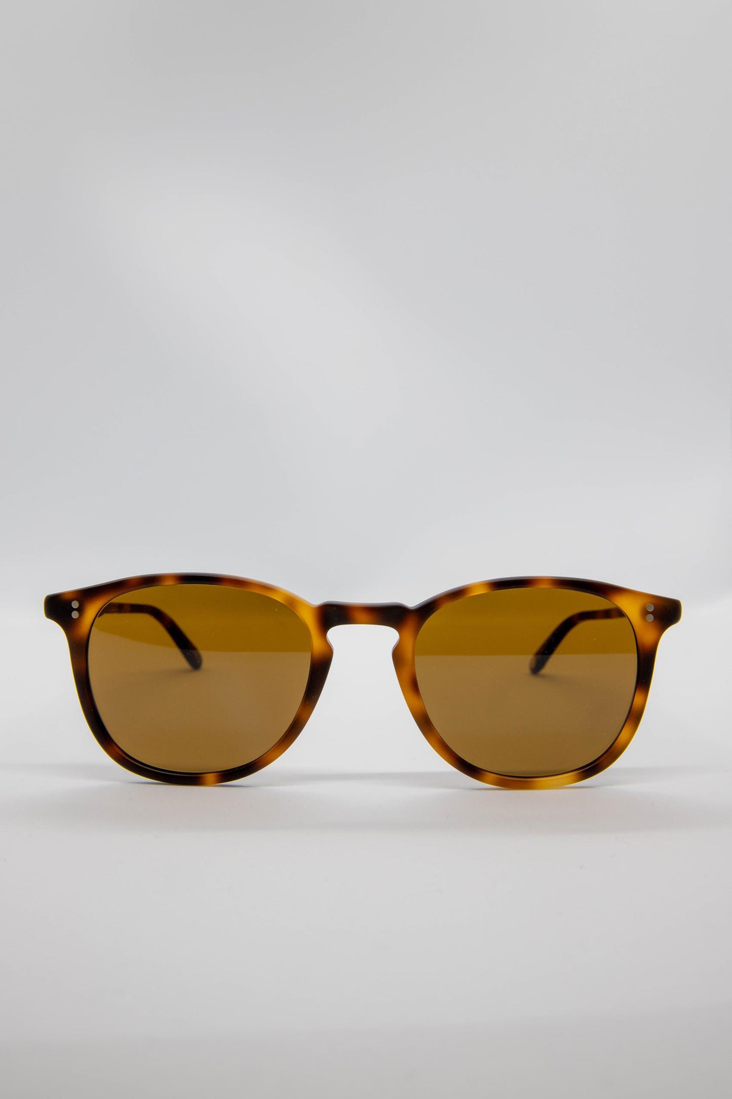 GARRETT LEIGHT