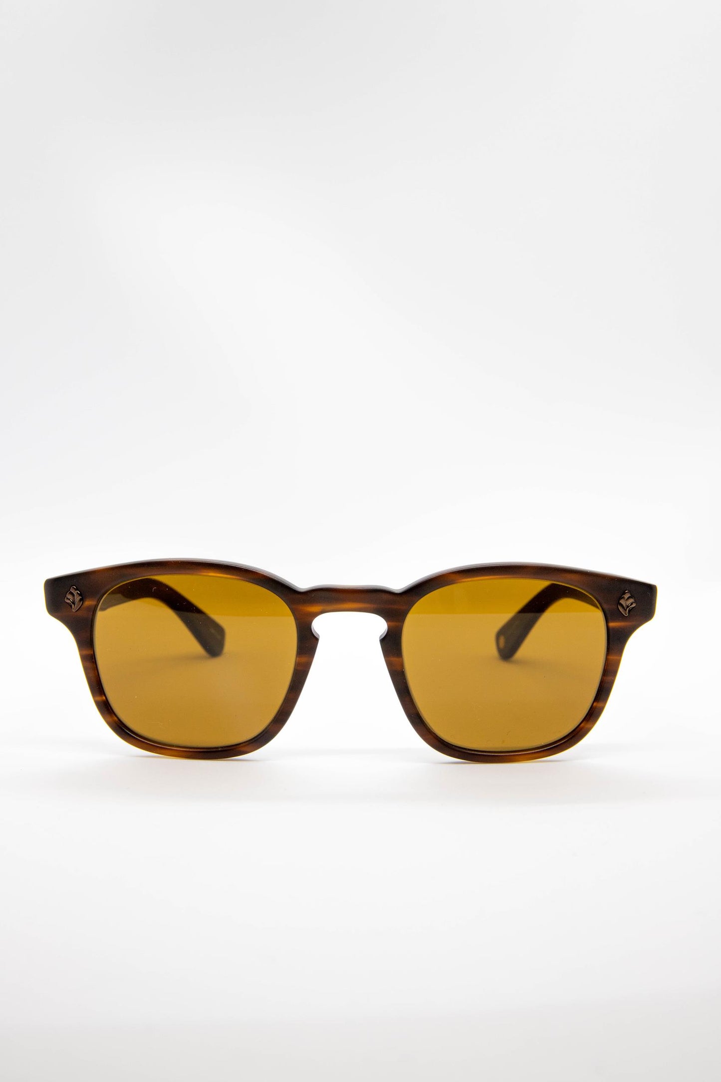 GARRETT LEIGHT