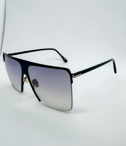 TOM FORD