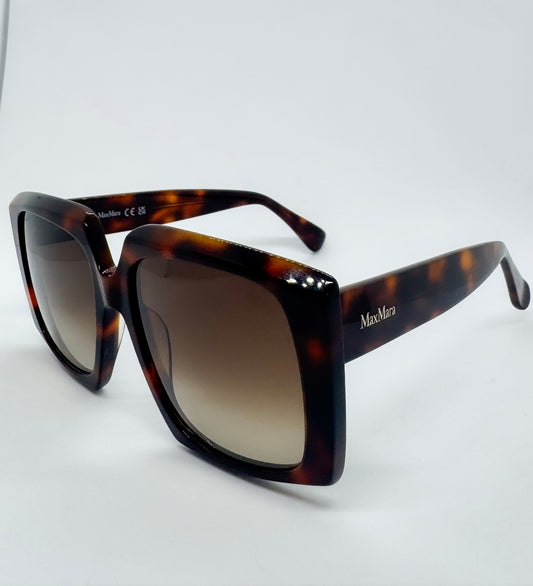 MAXMARA