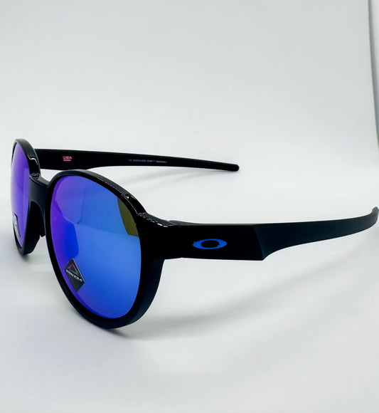 OAKLEY