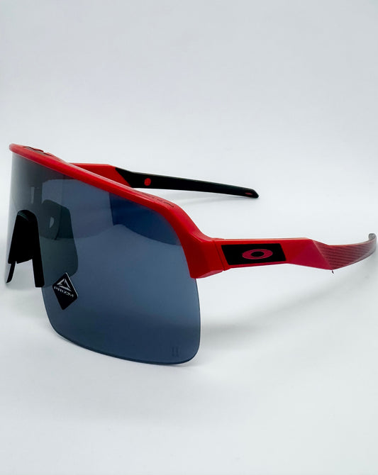 OAKLEY