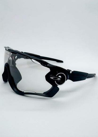 OAKLEY