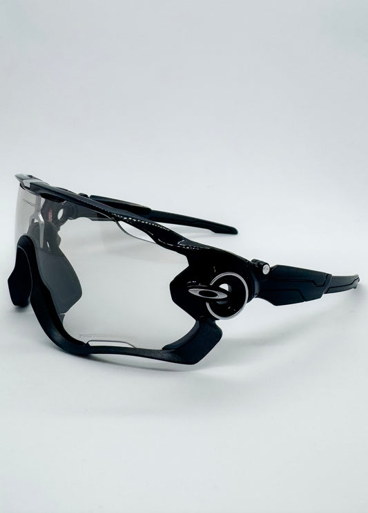 OAKLEY