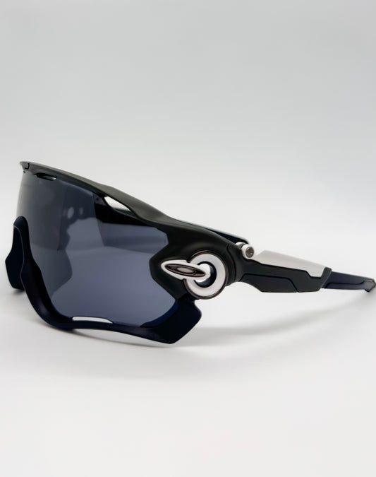 OAKLEY