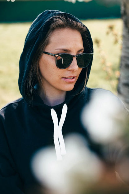 GARRETT LEIGHT