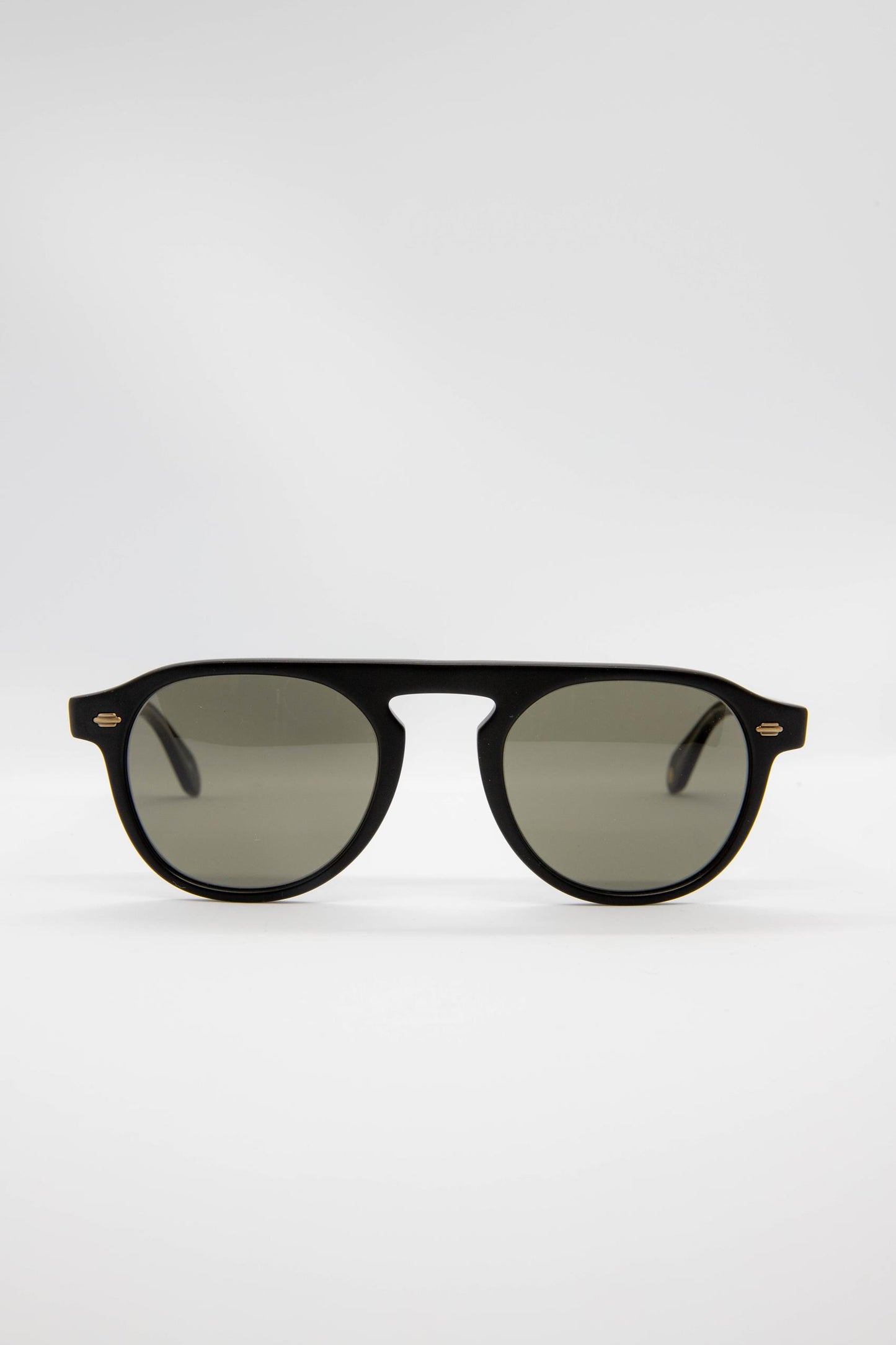 GARRETT LEIGHT